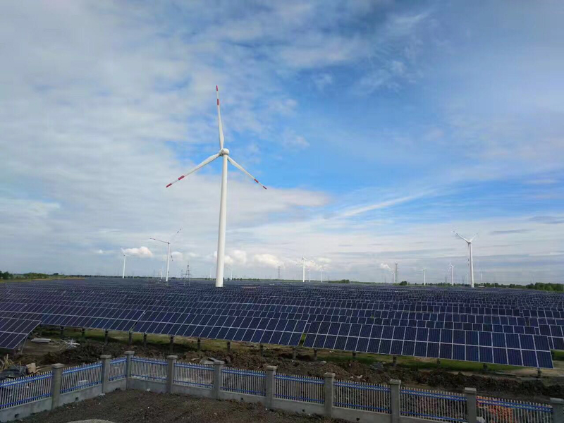 1500366533719531.jpg 13---大慶鼎成20兆瓦地面集中式光伏太陽(yáng)能發(fā)電.jpg